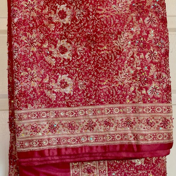 100% Silk Saree - Metallic Threads & Sequins - Rosewood Pink - Picture 1 of 9